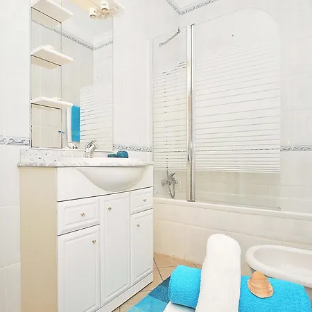 Villa Holiday Home In Guia With Private Pool *