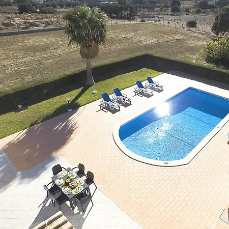 Holiday Home In Guia With Private Pool Αλμπουφέιρα
